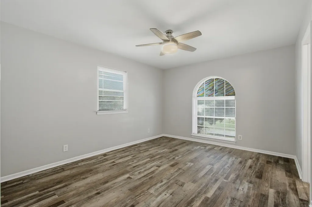 4128 Arroyo Trail Lake Worth TX 76135