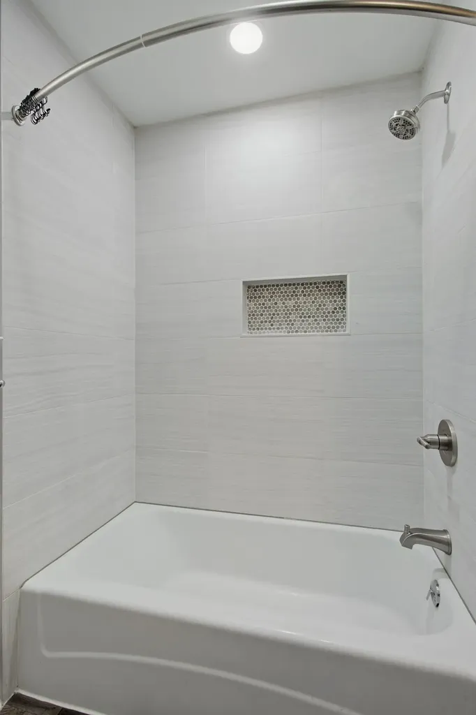 4128 Arroyo Trail Lake Worth TX 76135