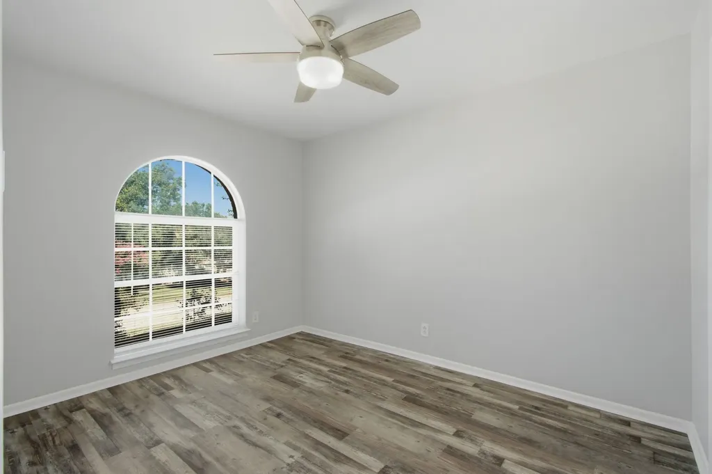 4128 Arroyo Trail Lake Worth TX 76135