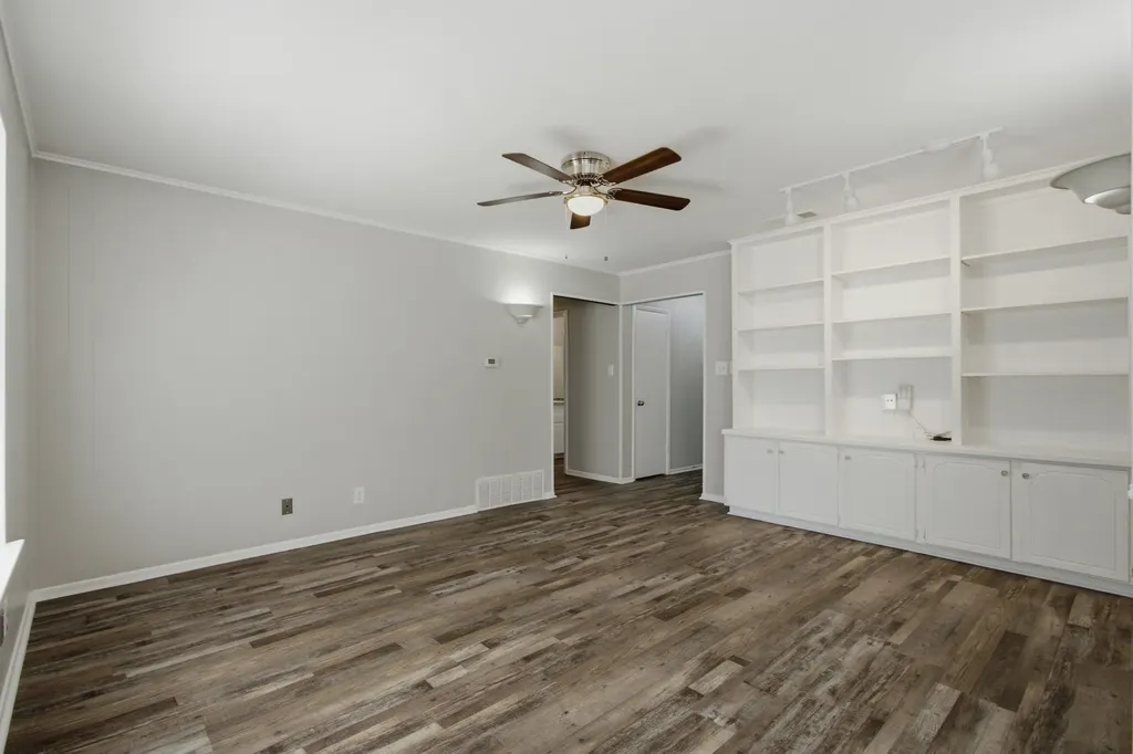4128 Arroyo Trail Lake Worth TX 76135