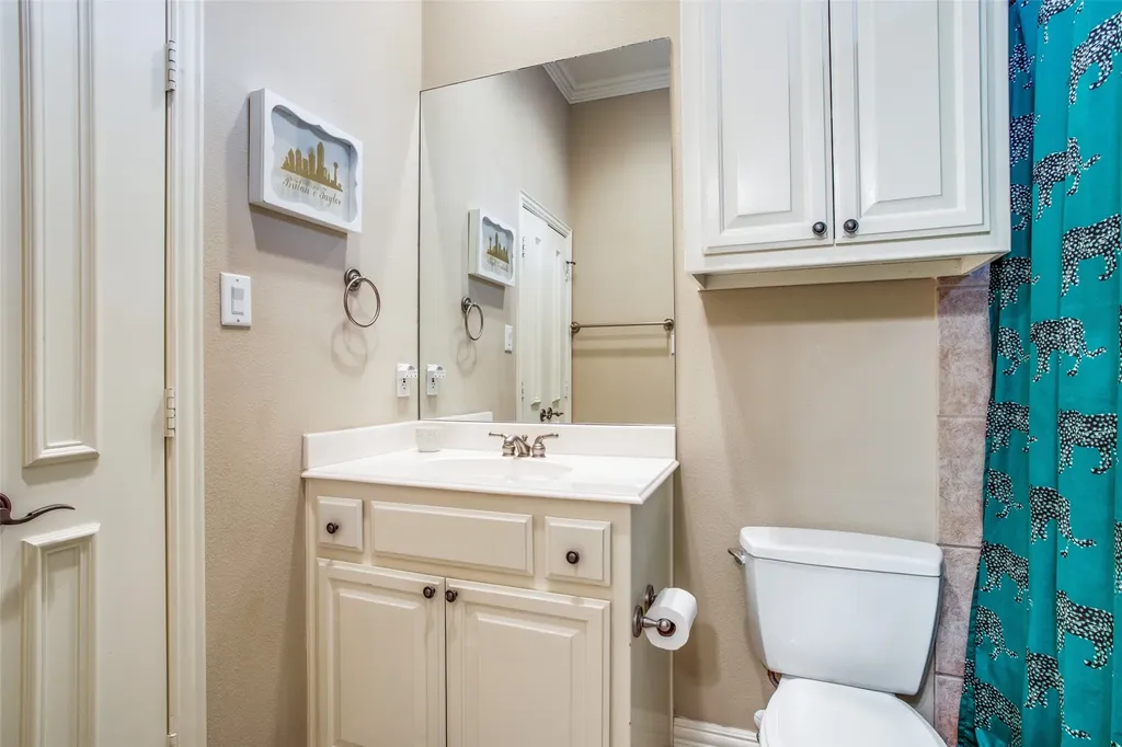 4518 Holland Avenue Dallas TX 75219