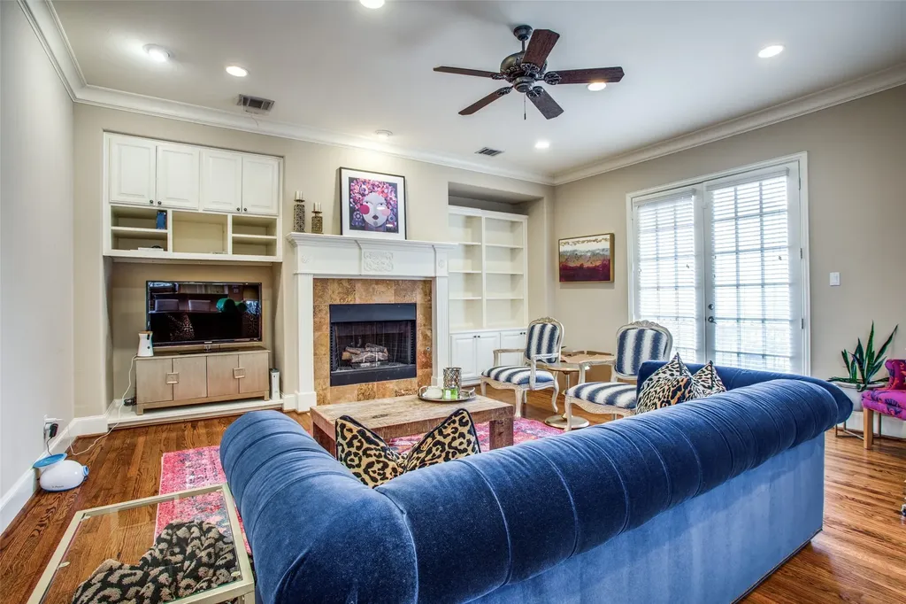 4518 Holland Avenue Dallas TX 75219