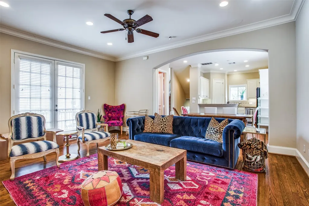 4518 Holland Avenue Dallas TX 75219