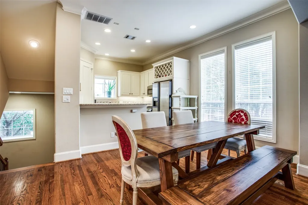 4518 Holland Avenue Dallas TX 75219
