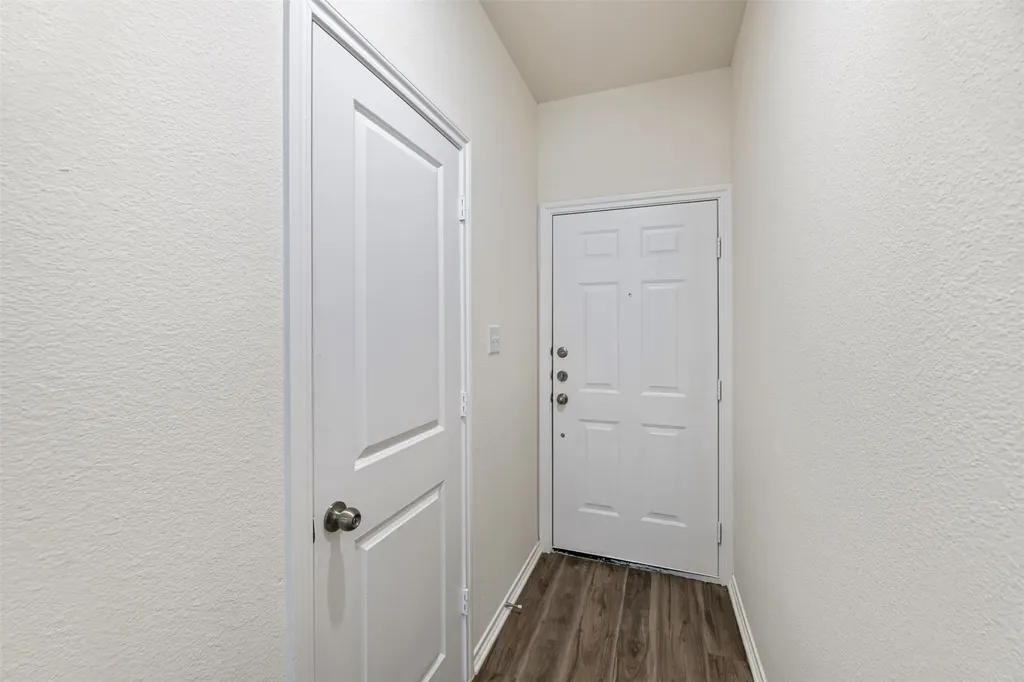 805 S 6th Street Bonham TX 75418