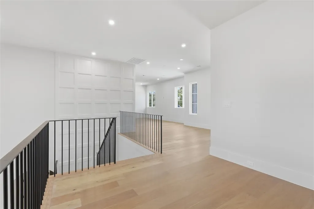 10921 Beauty Lane Dallas TX 75229