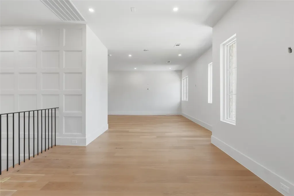 10921 Beauty Lane Dallas TX 75229