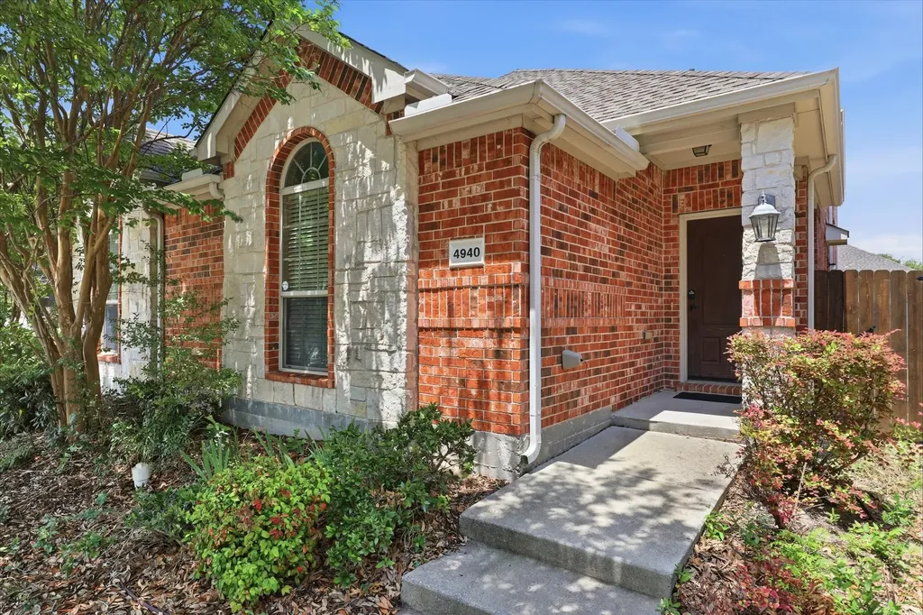 4940 Stray Creek Lane Mckinney TX 75070