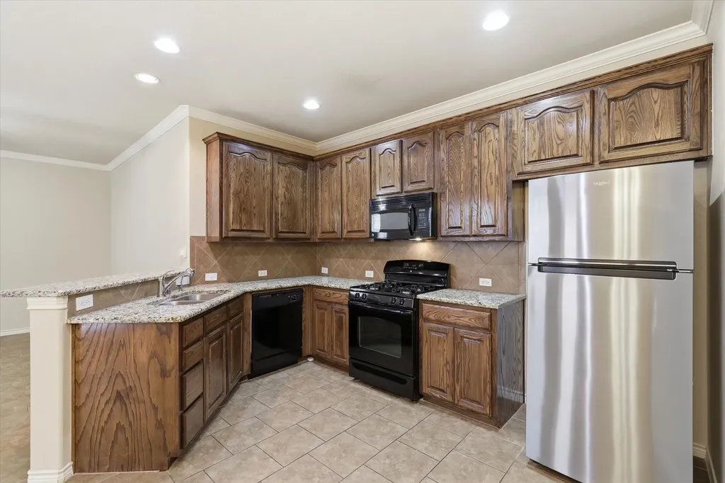 4940 Stray Creek Lane Mckinney TX 75070