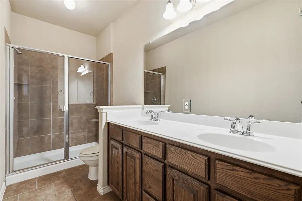 4940 Stray Creek Lane Mckinney TX 75070