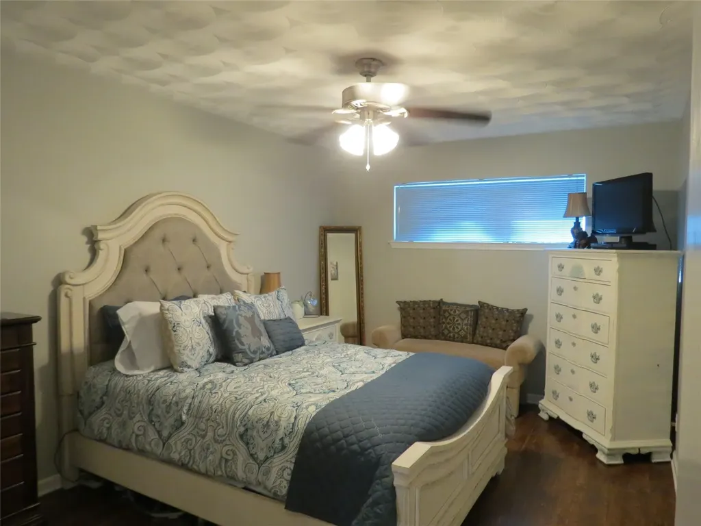 10905 Lake Gardens Drive Dallas TX 75218
