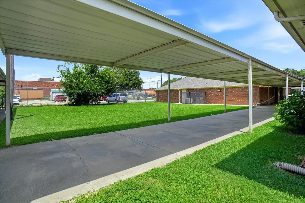 8202 Elam Road Dallas TX 75217
