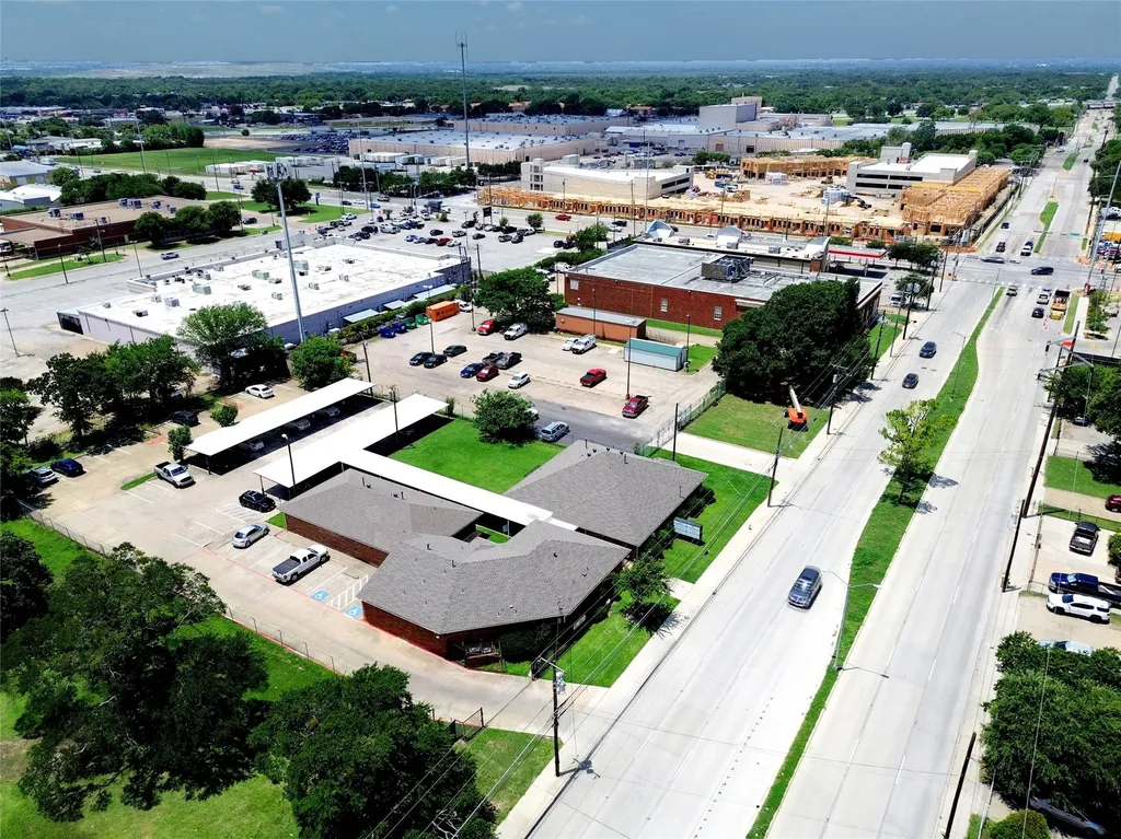 8202 Elam Road Dallas TX 75217