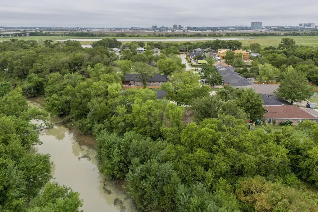 4109 Rupert Street Dallas TX 75212