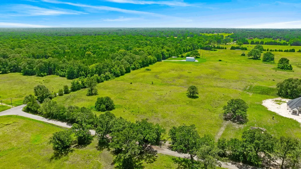 37 County Road 34710 Paris TX 75460