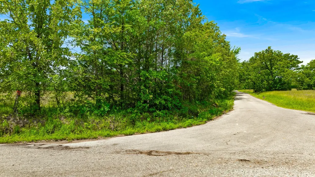 37 County Road 34710 Paris TX 75460