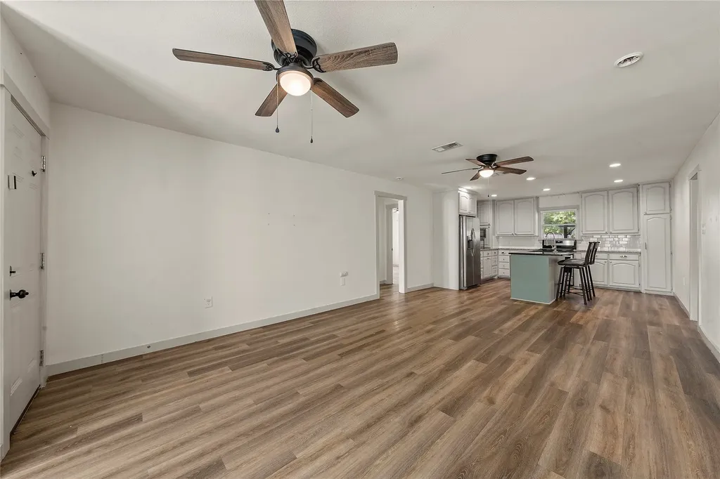 3724 N 24th Street Waco TX 76708