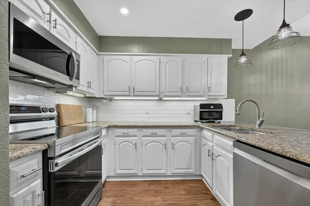 5100 Verde Valley Lane Dallas TX 75254
