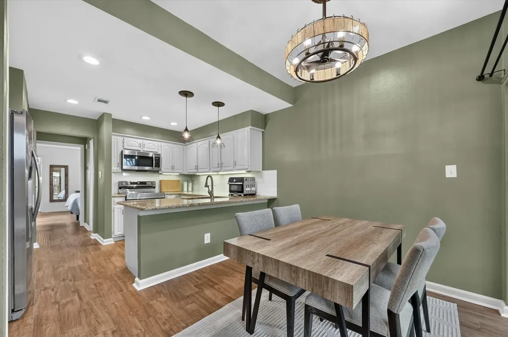 5100 Verde Valley Lane Dallas TX 75254