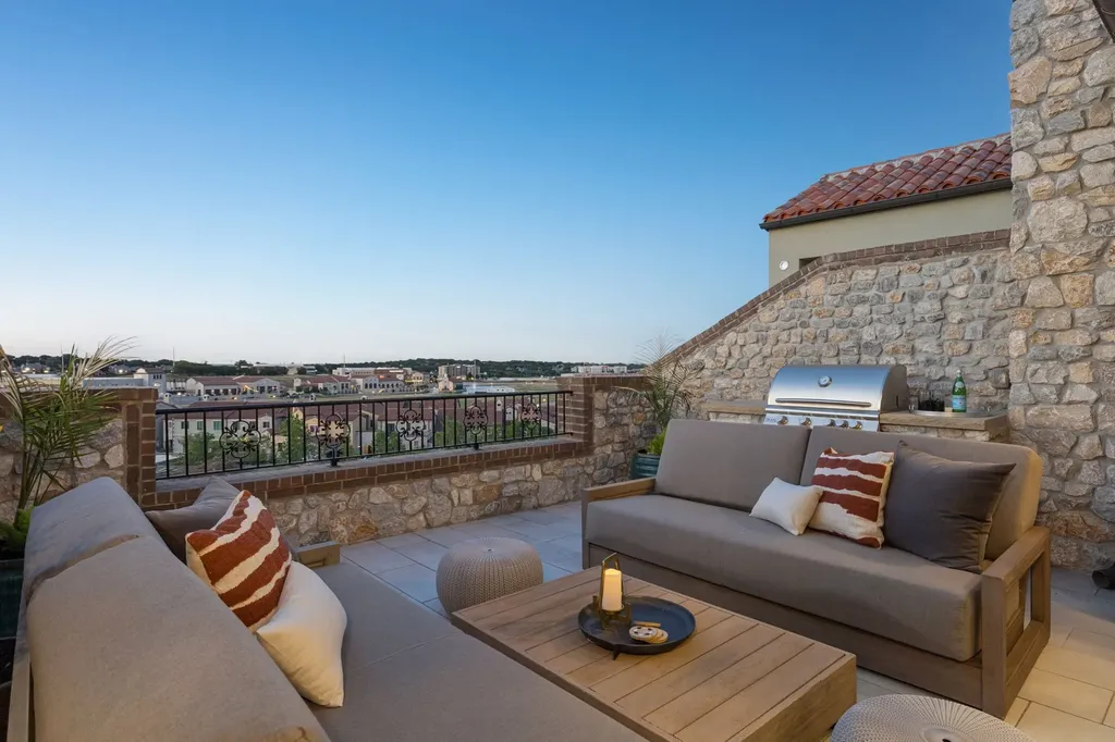 63 Cortes Drive Westlake TX 76262