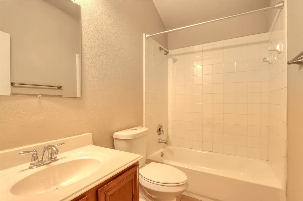 2513 Wynngate Drive Seagoville TX 75159