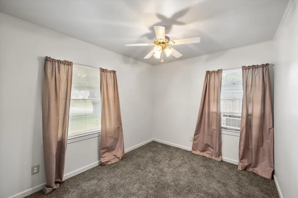 2909 W Collin Street Corsicana TX 75110