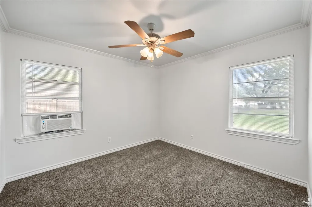 2909 W Collin Street Corsicana TX 75110