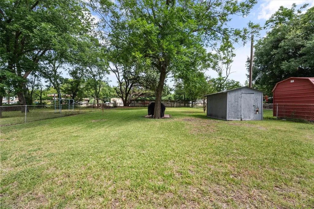 2909 W Collin Street Corsicana TX 75110