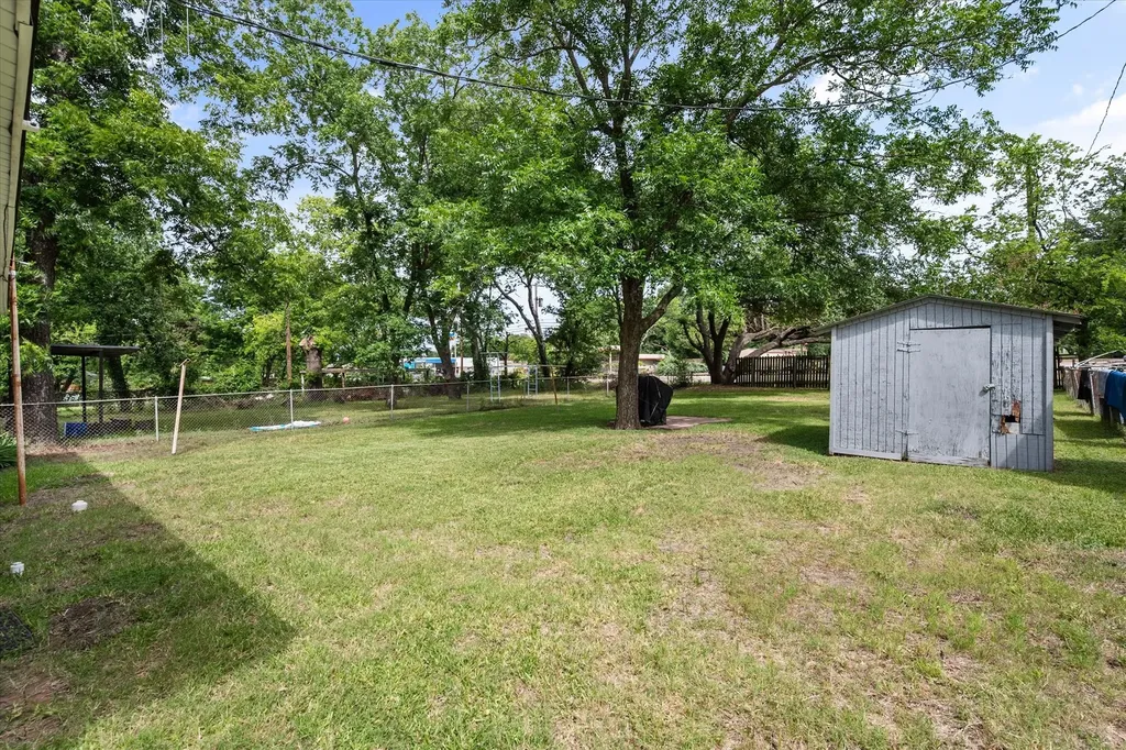 2909 W Collin Street Corsicana TX 75110