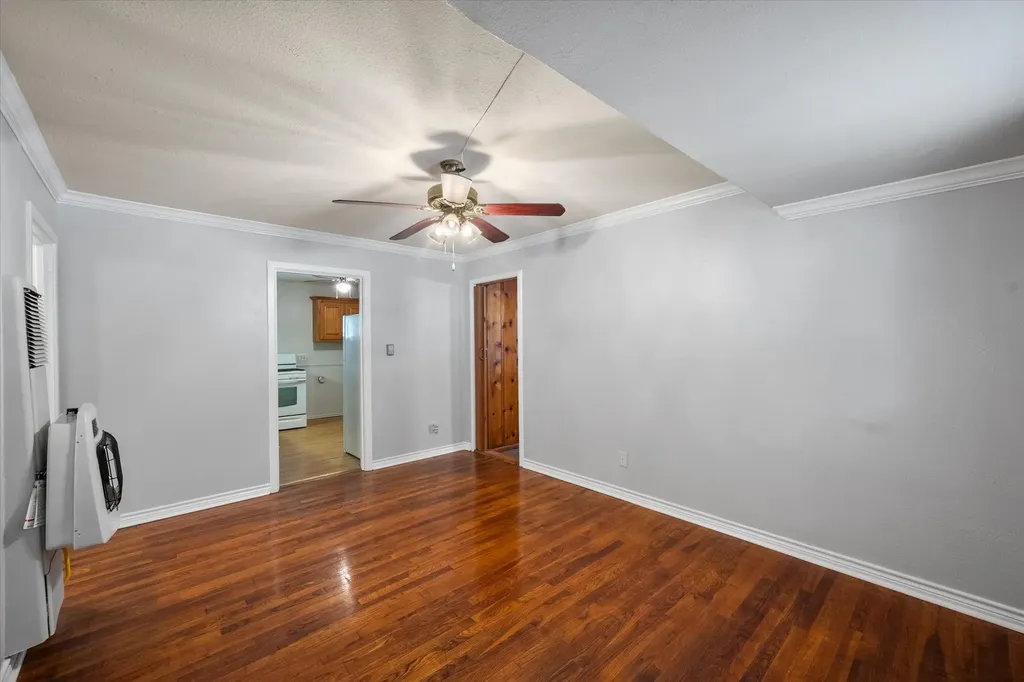 2909 W Collin Street Corsicana TX 75110