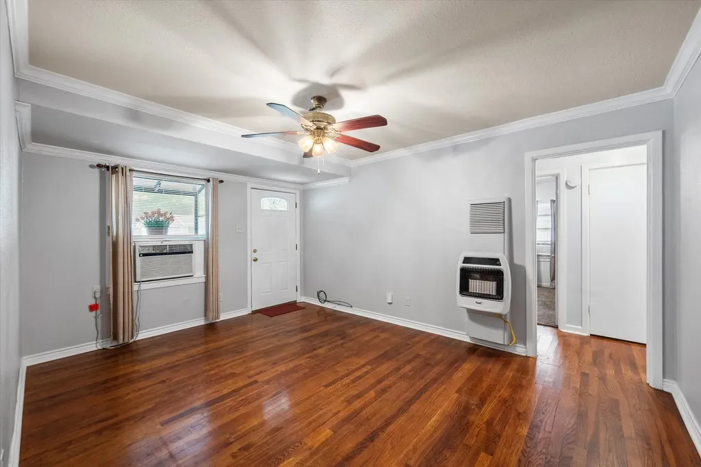 2909 W Collin Street Corsicana TX 75110
