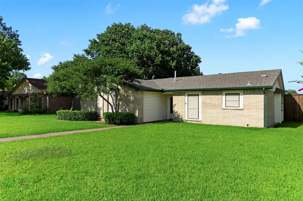 4608 Gleneagle Street Mesquite TX 75150