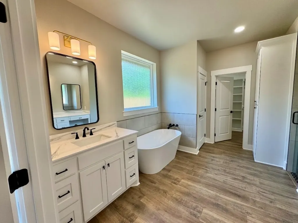 984 Mallard Drive Lindale TX 75771