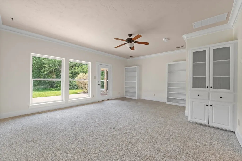 1127 Mallard Lane Glen Rose TX 76043
