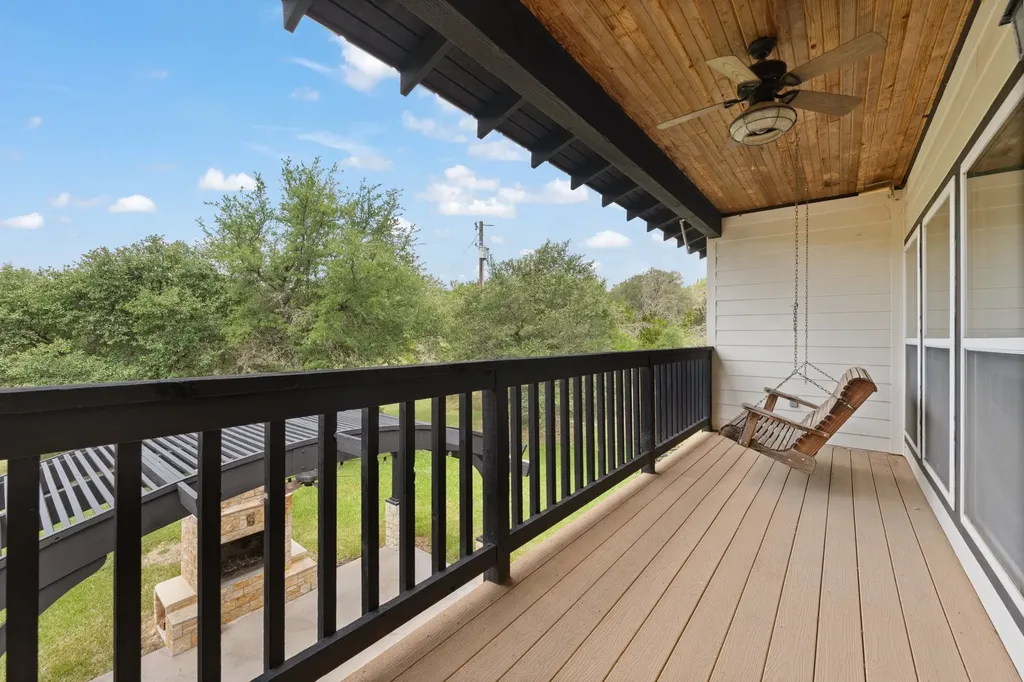 1127 Mallard Lane Glen Rose TX 76043