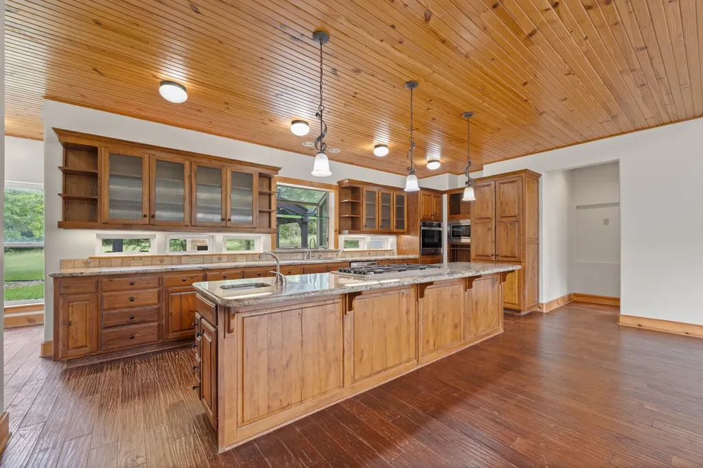 1127 Mallard Lane Glen Rose TX 76043