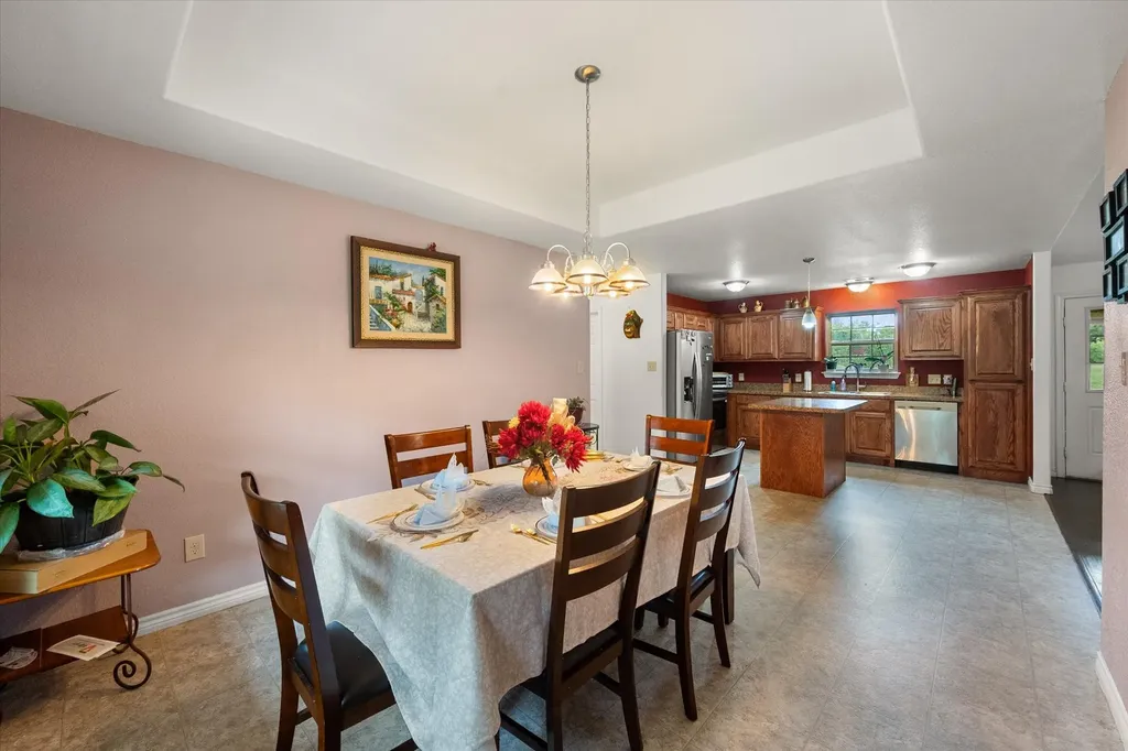 123 Clubhouse Drive Corsicana TX 75109