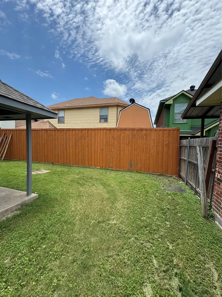1506 Shalain Drive Garland TX 75040