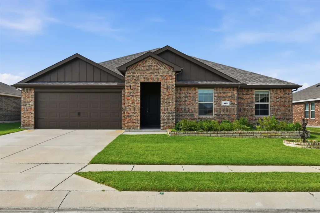 415 Boston Road Fate TX 75189
