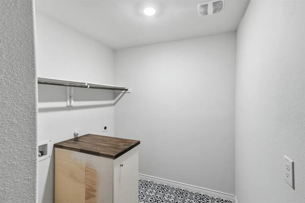 415 Boston Road Fate TX 75189