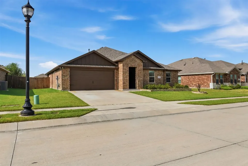 415 Boston Road Fate TX 75189