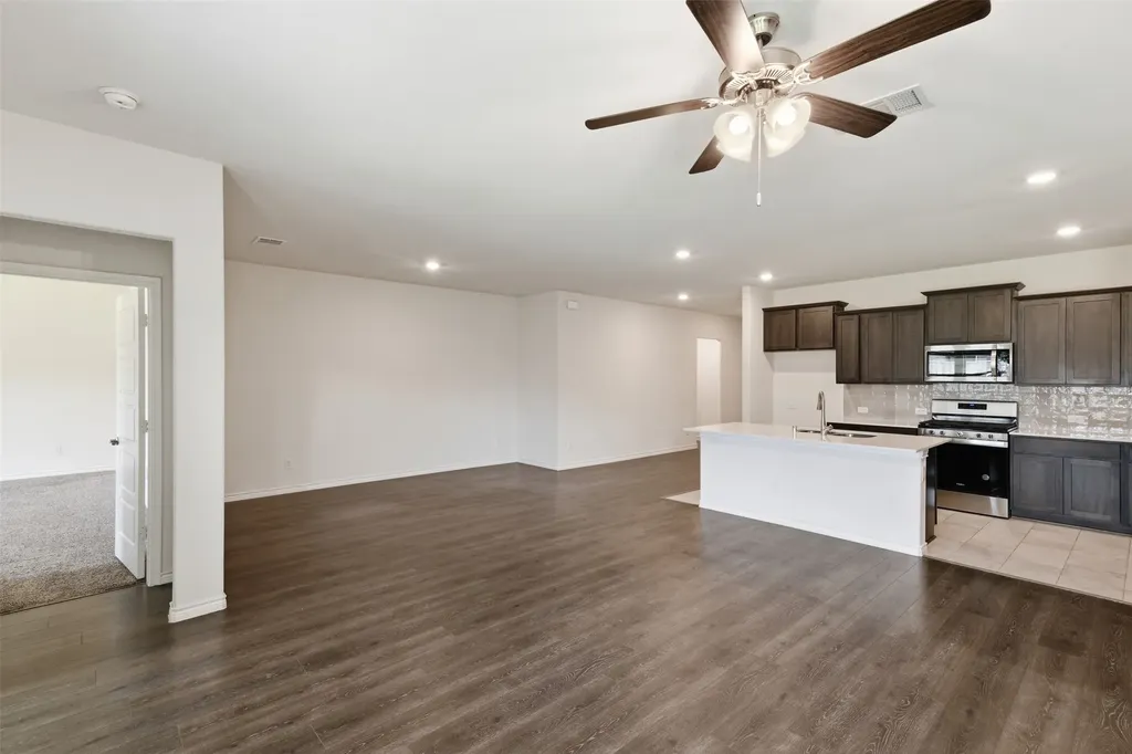 415 Boston Road Fate TX 75189