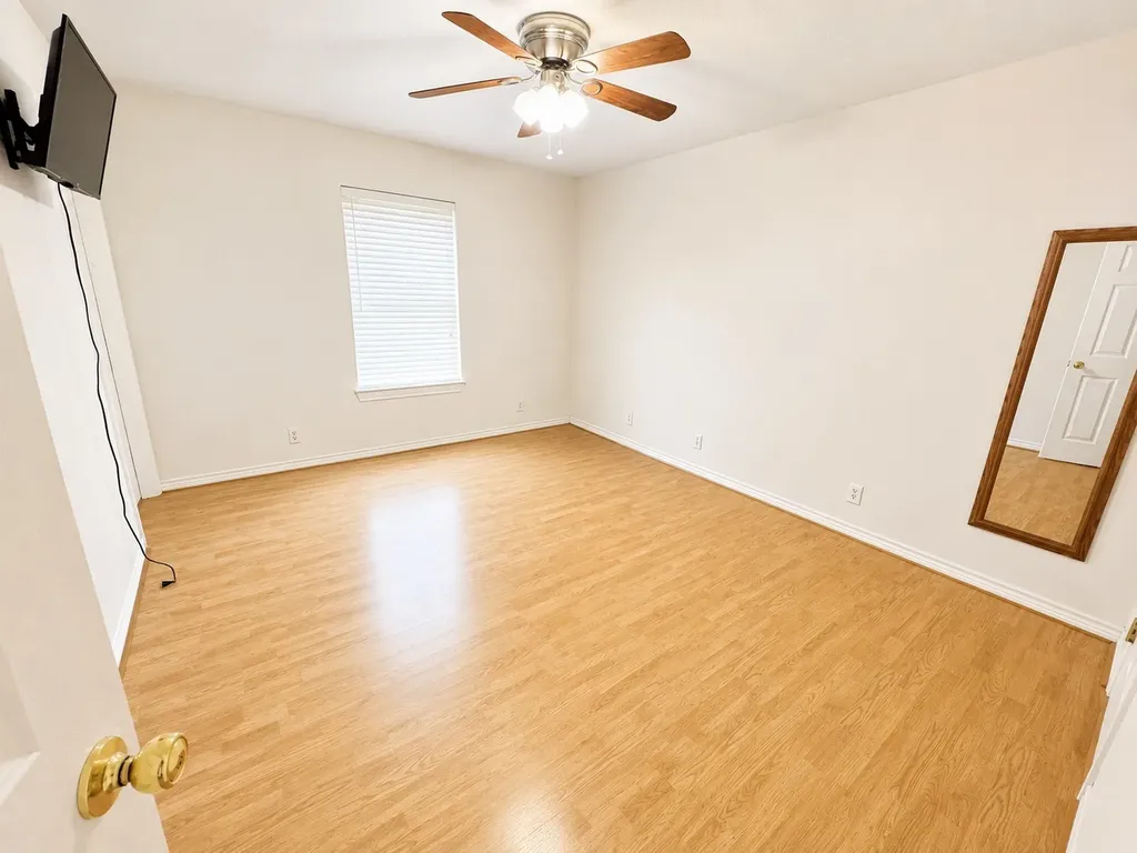 503 Lasalle Street Bowie TX 76230