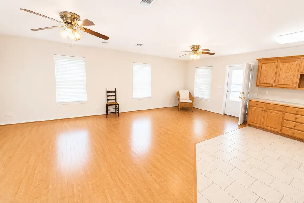 503 Lasalle Street Bowie TX 76230