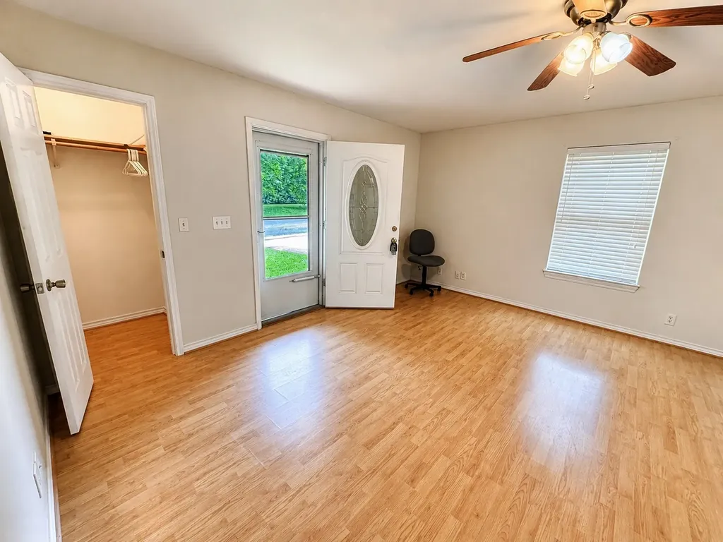 503 Lasalle Street Bowie TX 76230