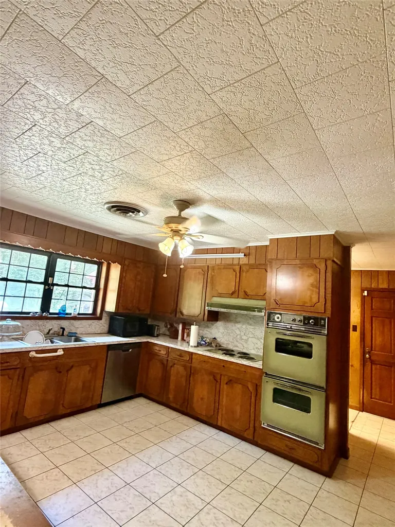 257 Bacle Road Coushatta LA 71019