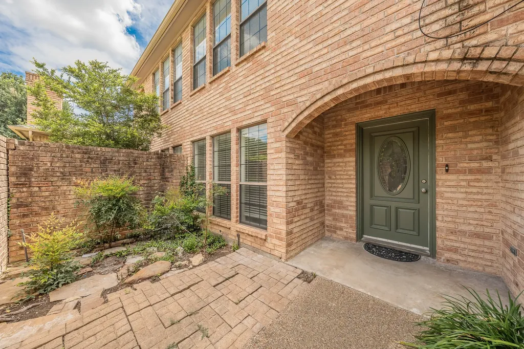 5893 Westhaven Drive Fort Worth TX 76132