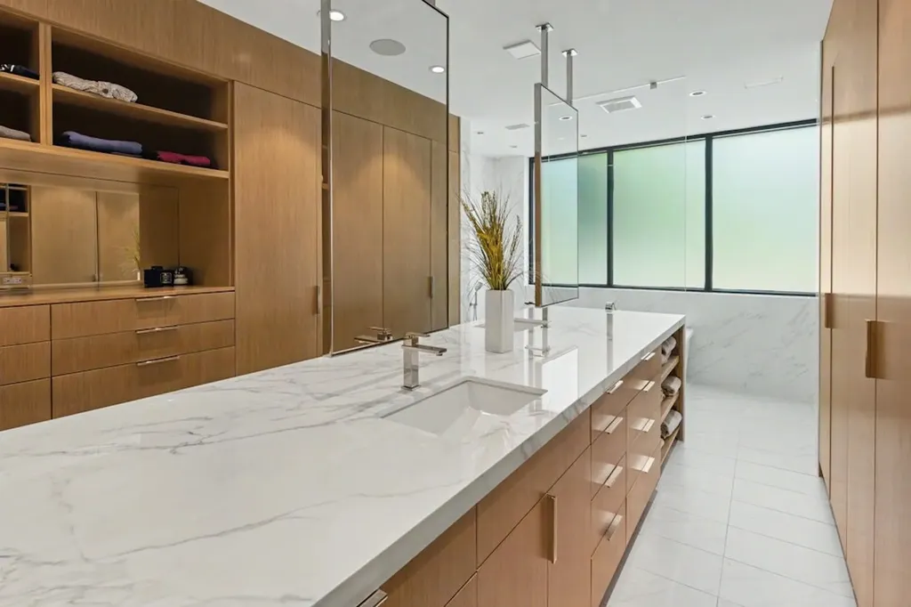 4327 Travis Street Dallas TX 75205