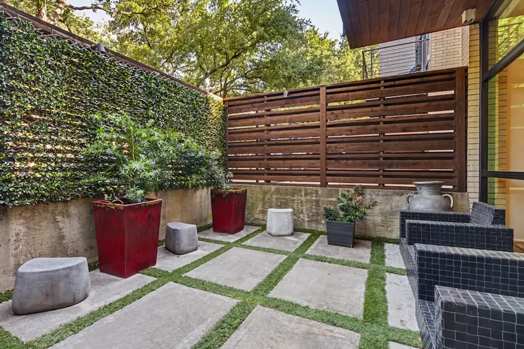 4327 Travis Street Dallas TX 75205