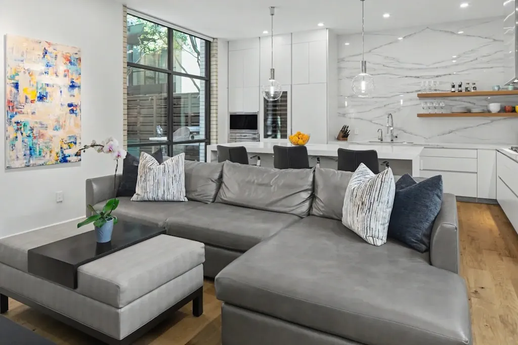 4327 Travis Street Dallas TX 75205